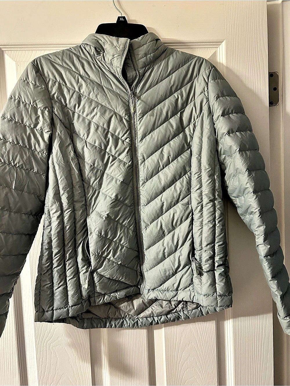 32 Degrees 32HEAT Quilted Puffer Jacket in Gray Size Medium